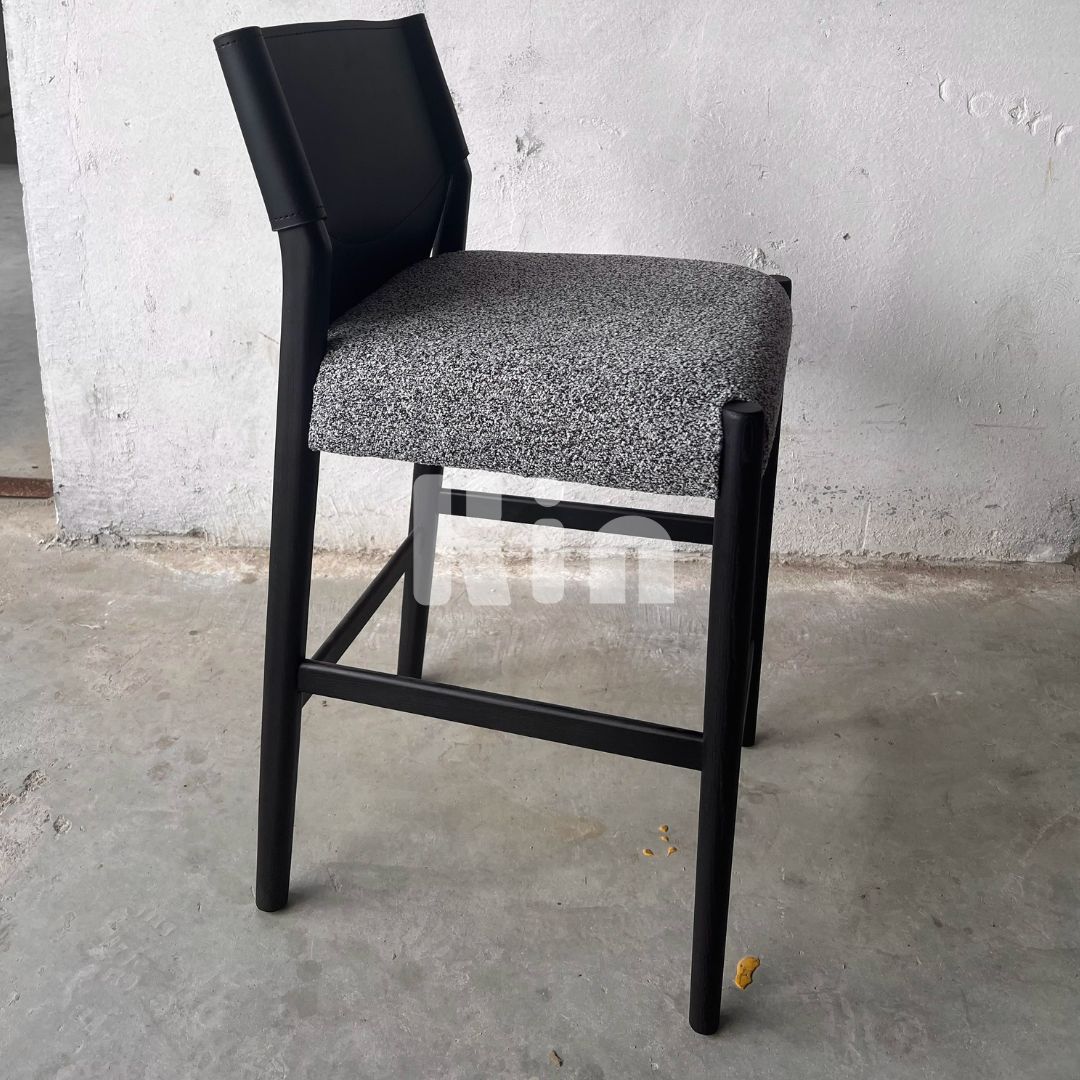 BSK007 - เก้าอี้บาร์ (Bar Stool)