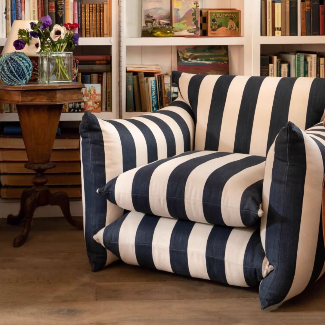 ARK024 - เก้าอี้อาร์มแชร์ (Armchair)