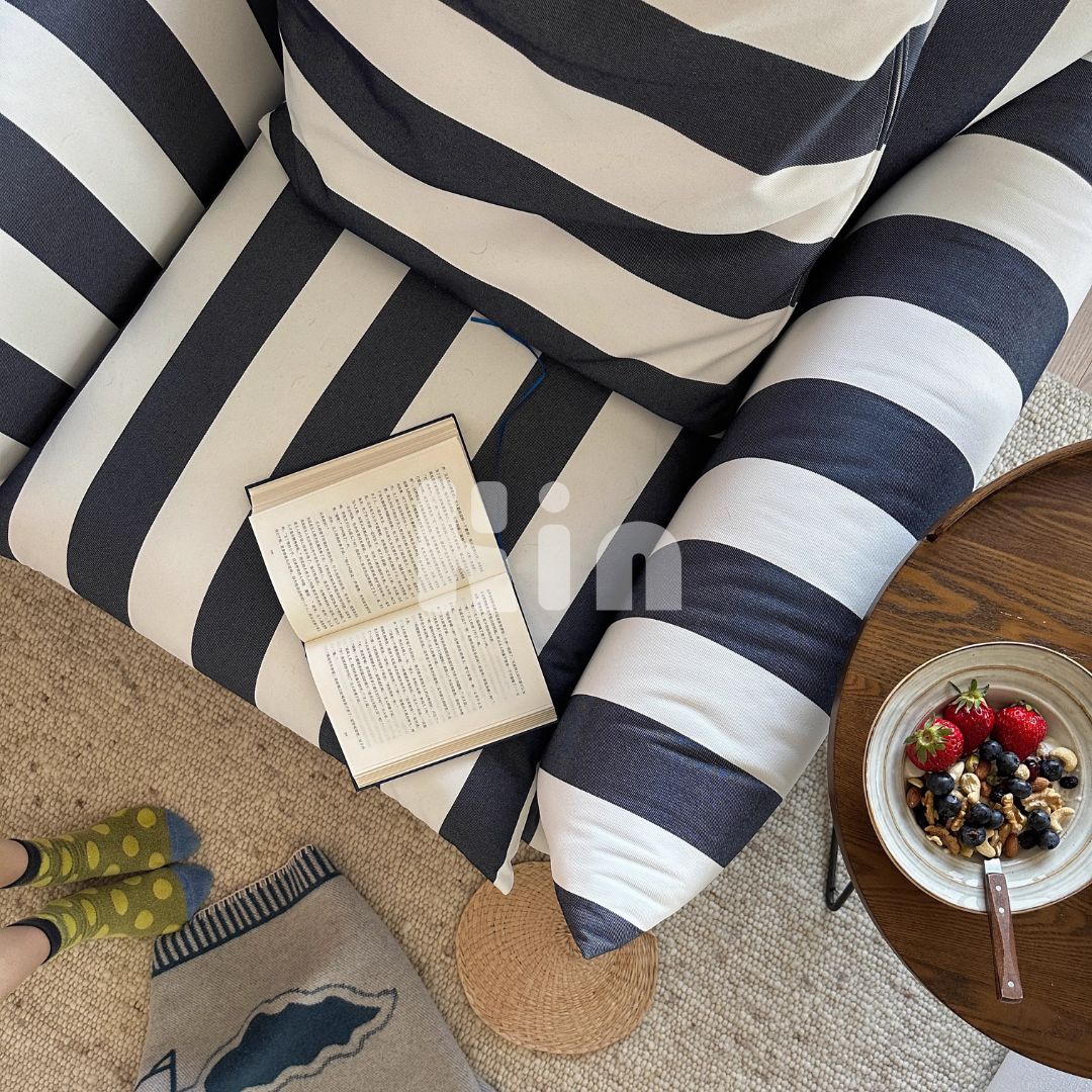 ARK024 - เก้าอี้อาร์มแชร์ (Armchair)