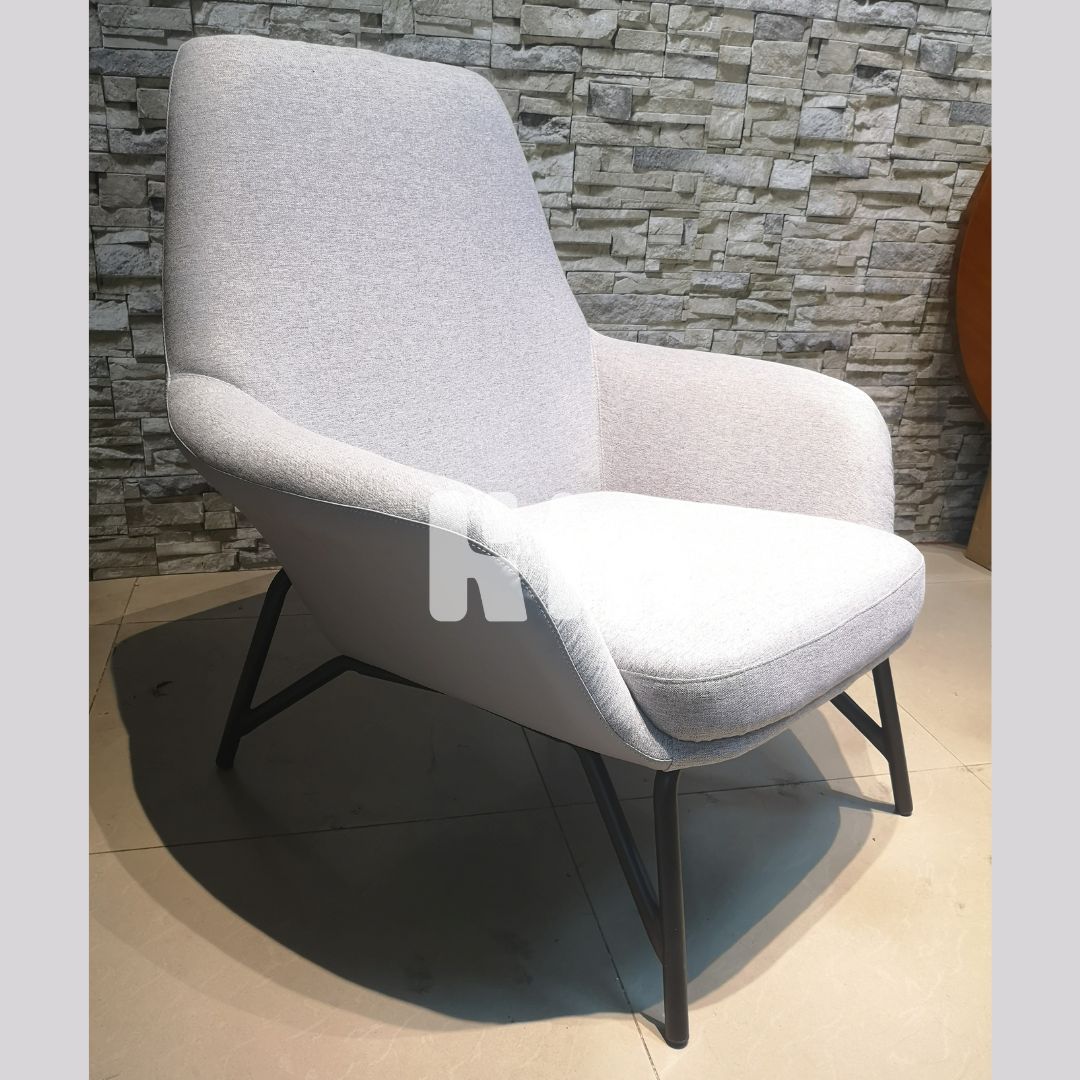 ARK044 - เก้าอี้อาร์มแชร์ (Armchair)