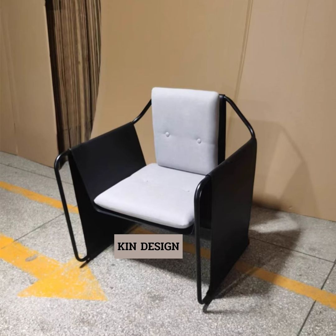 ARK015 - เก้าอี้อาร์มแชร์ (Armchair)