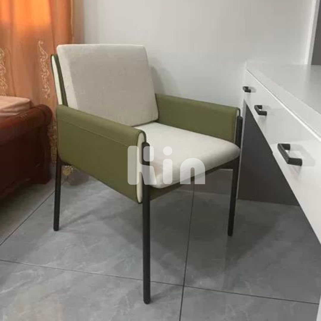 CHK011 - เก้าอี้ (Chair)