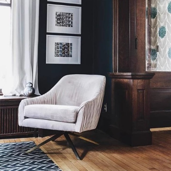 ARK102 - เก้าอี้อาร์มแชร์ (Armchair)