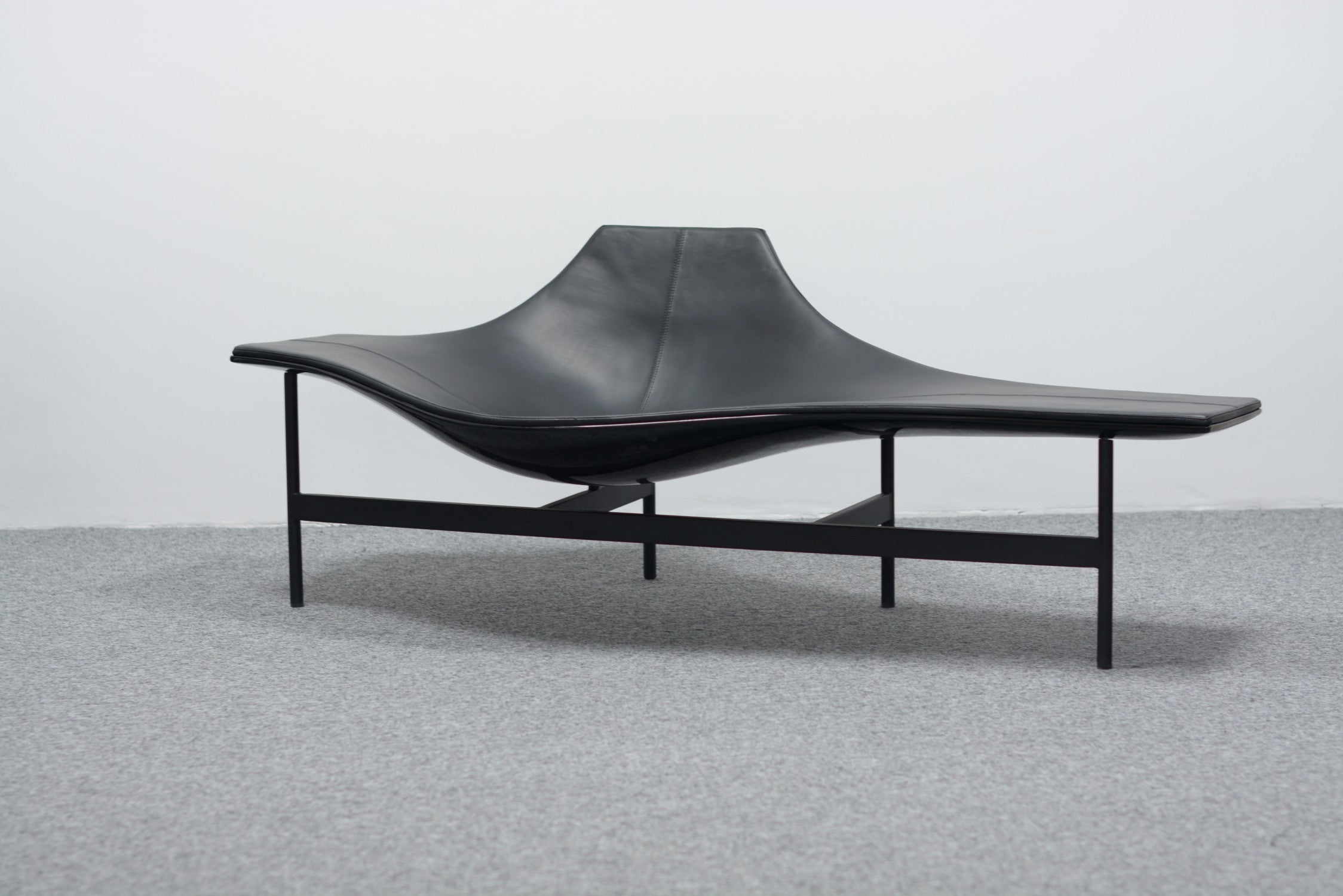 BHK035 - เก้าอี้ม้านั่ง (Bench)