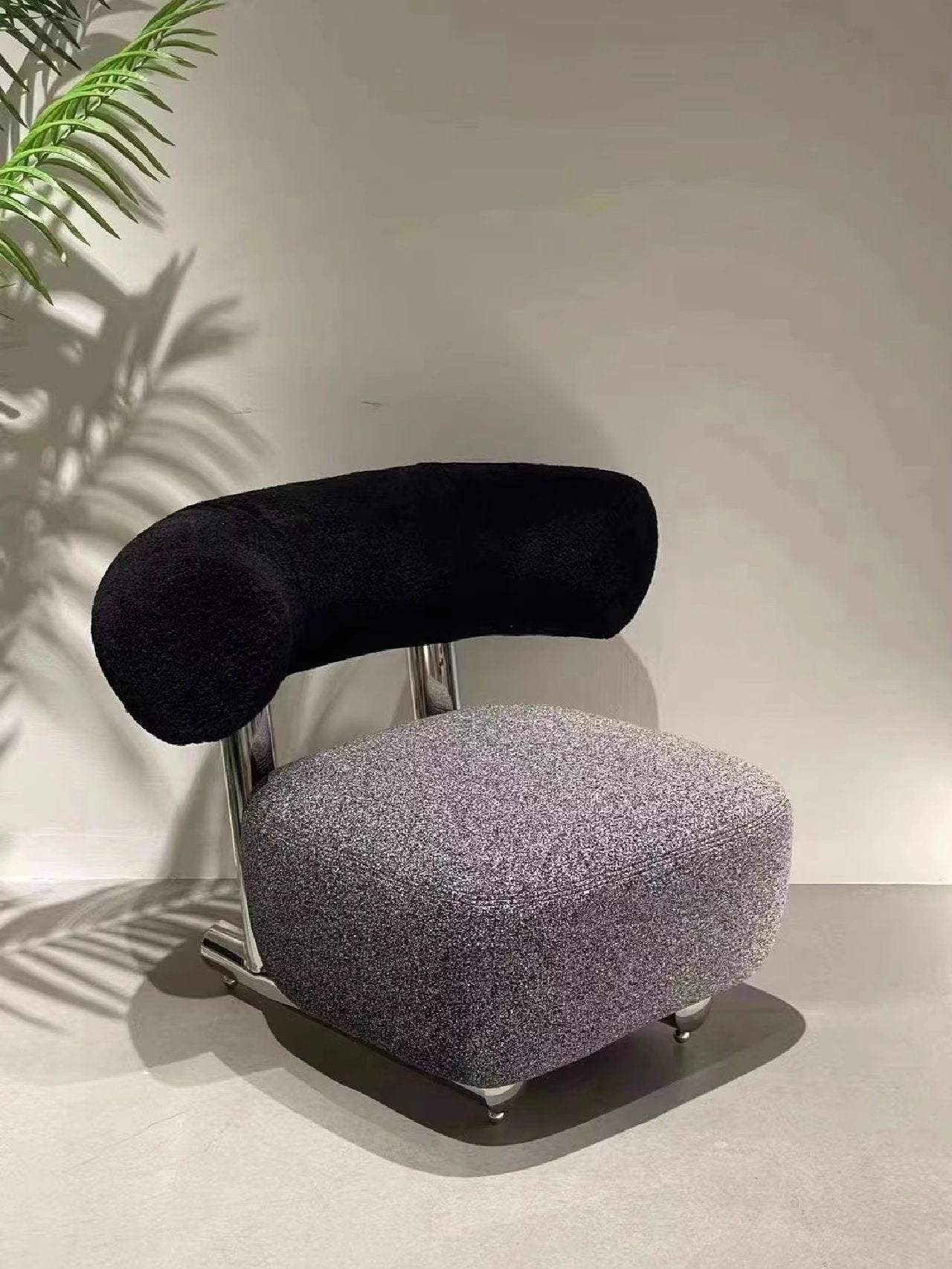 ARK039 - เก้าอี้อาร์มแชร์ (Armchair)