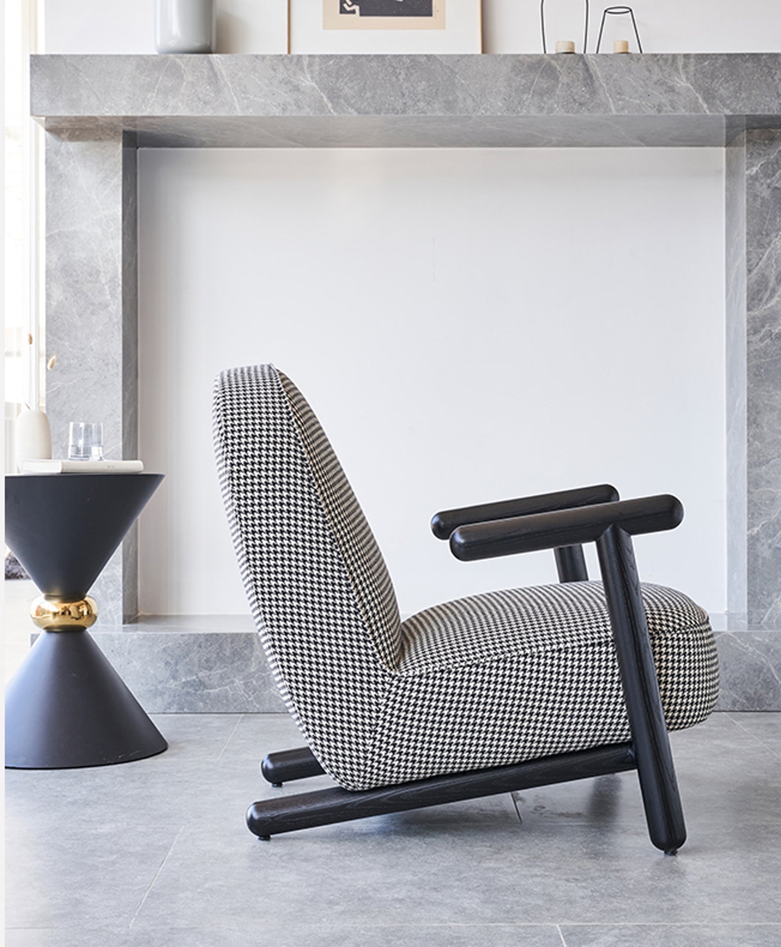 ARK073 - เก้าอี้อาร์มแชร์ (Armchair)