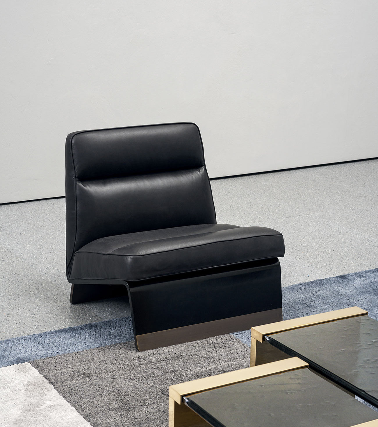 ARK106 - เก้าอี้อาร์มแชร์ (Armchair)