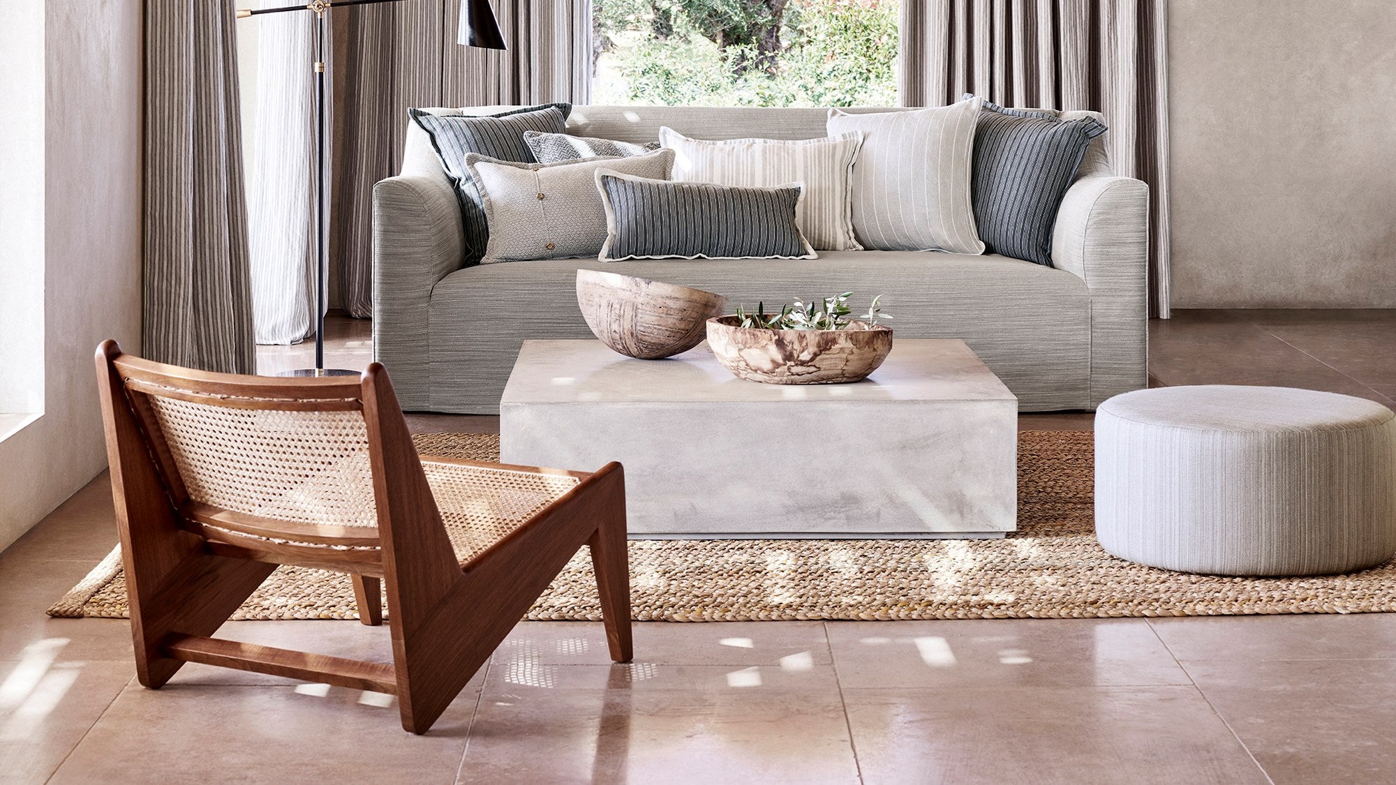 ARK136 - เก้าอี้อาร์มแชร์ (Armchair)