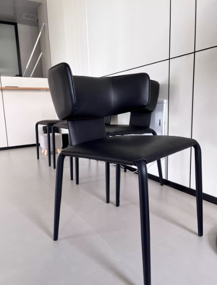 CHK004 - เก้าอี้ (Chair)